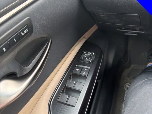 Used 2020 Lexus ES 350 w/ Premium Package image 7