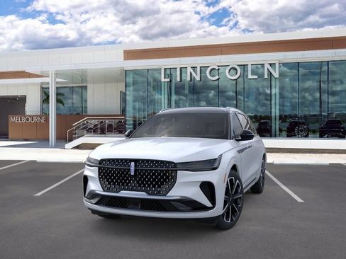 New 2026 Lincoln Nautilus Reserve AWD/4WD image 2