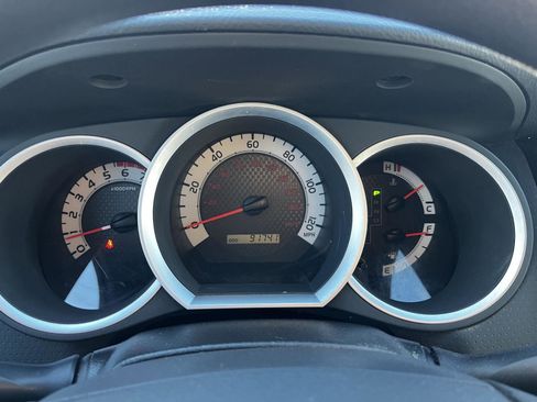 Used 2013 Toyota Tacoma 2WD Access Cab image 29