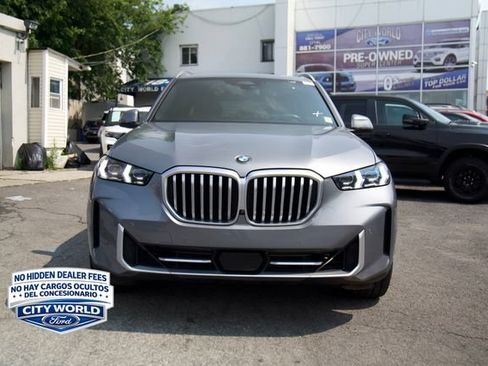 Used 2024 BMW X5 sDrive40i w/ Premium Package RWD image 2