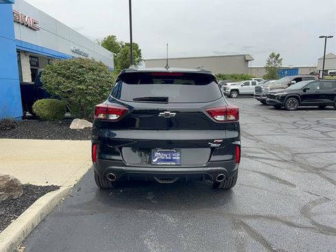 Used 2023 Chevrolet TrailBlazer RS w/ Sun and Liftgate Package FWD image 7