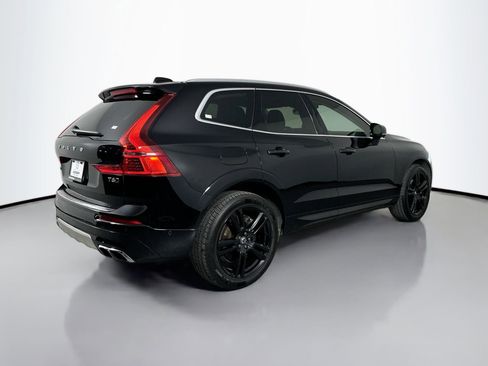 Used 2019 Volvo XC60 T6 Momentum w/ Advanced Package image 6