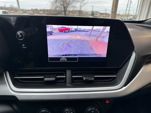 Used 2024 Chevrolet Trax RS image 17