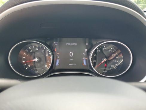 Used 2020 Jeep Compass Limited w/ Advanced Safety Group AWD/4WD image 17