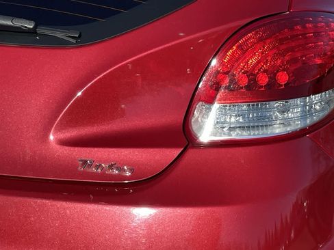 Used 2014 Hyundai Veloster Turbo image 35