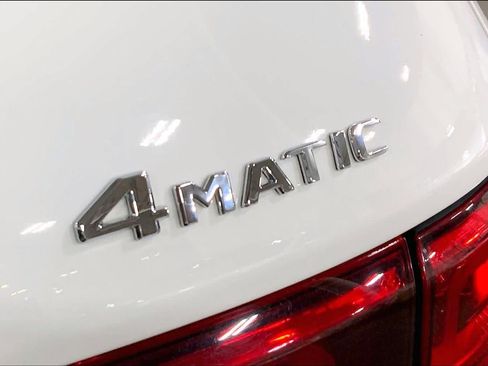Used 2020 Mercedes-Benz GLB 250 4MATIC image 9