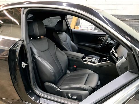 Used 2023 BMW 230i Coupe w/ Convenience Package RWD image 10