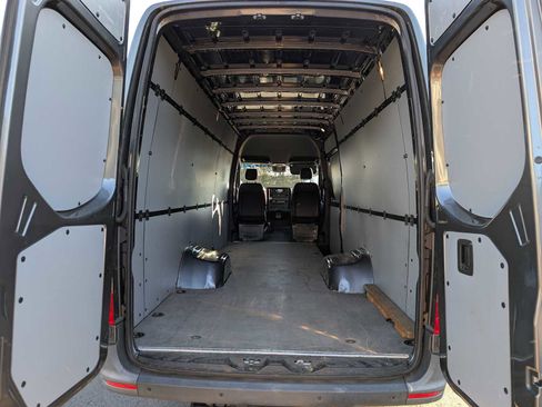 Used 2022 Mercedes-Benz Sprinter 3500 image 21