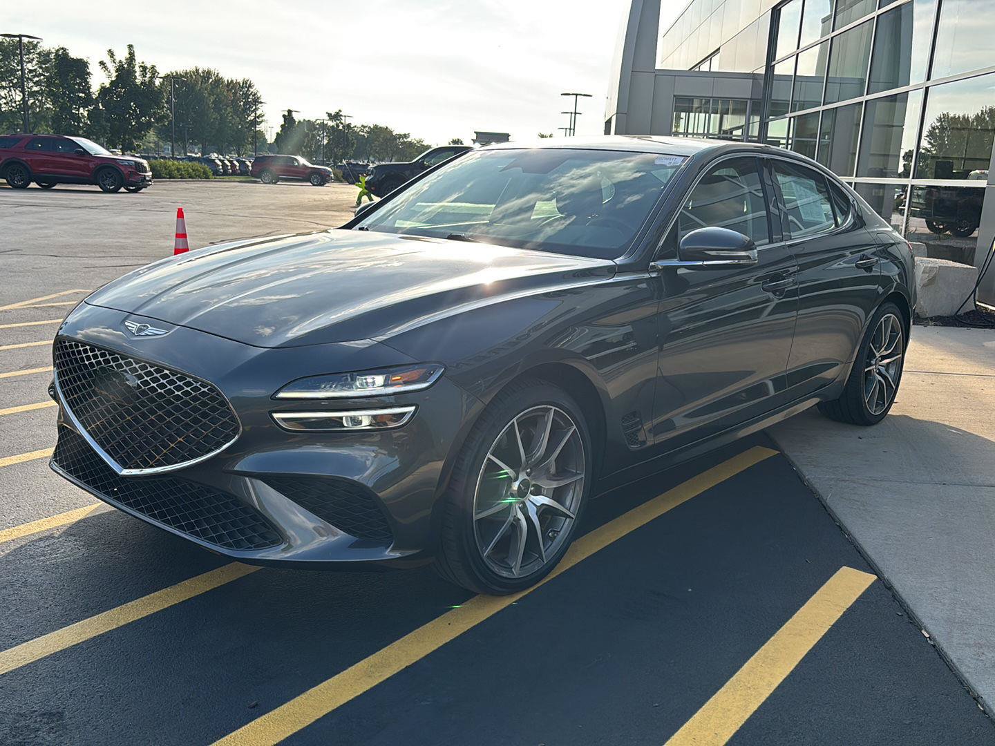 Used 2026 Genesis G70 2.5T AWD/4WD image 9