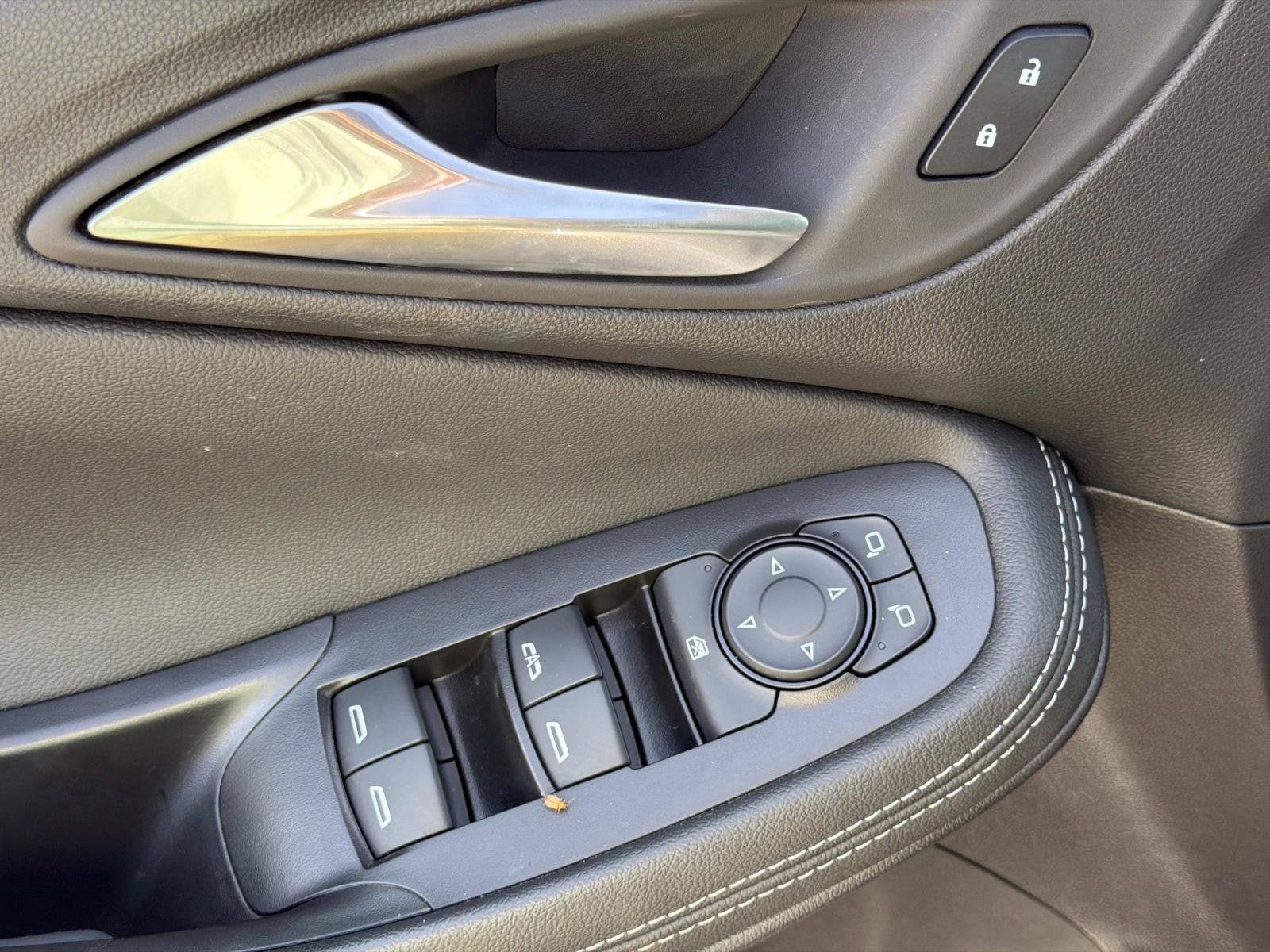 Used 2025 Buick Encore GX Preferred FWD image 11