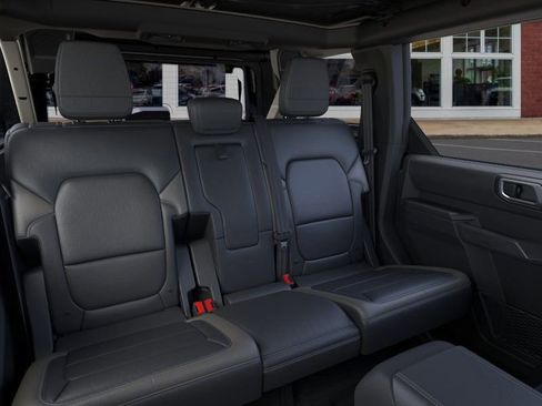 New 2026 Ford Bronco Outer Banks image 11