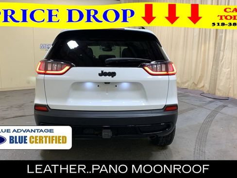 Used 2022 Jeep Cherokee Latitude w/ Sun & Sound Group AWD/4WD image 4
