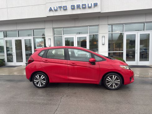 Used 2016 Honda Fit EX image 2