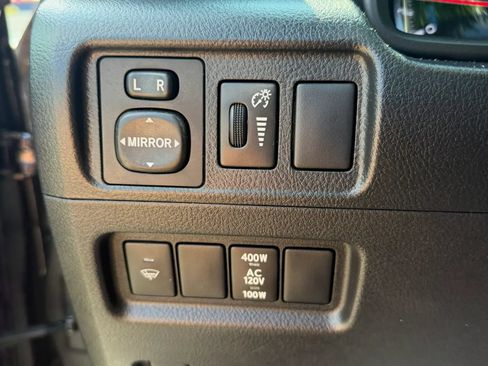 Used 2017 Toyota 4Runner SR5 Premium AWD/4WD image 21