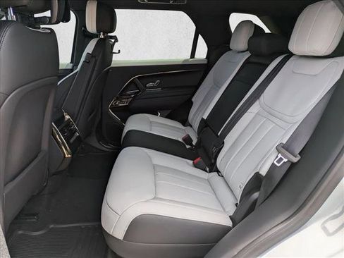New 2025 Land Rover Range Rover Sport Dynamic SE image 16