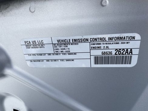 Used 2024 Jeep Compass Latitude image 39