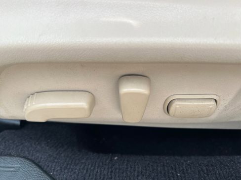 Used 2016 Subaru Outback 2.5i Limited image 19