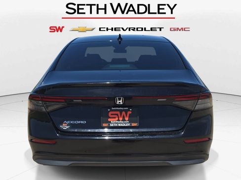 Used 2025 Honda Accord SE image 6