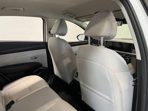 Used 2025 Hyundai Tucson SEL FWD image 14