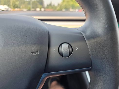 Used 2018 Tesla Model 3 Long Range AWD/4WD image 21