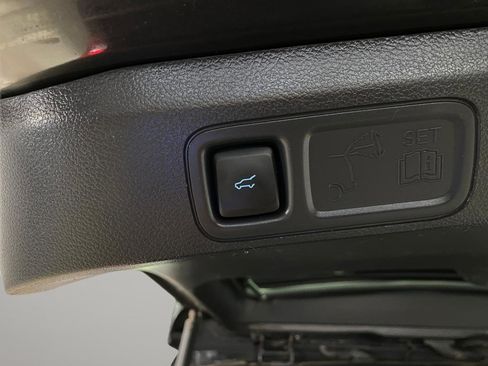 Used 2022 Ford Expedition XLT AWD/4WD image 26