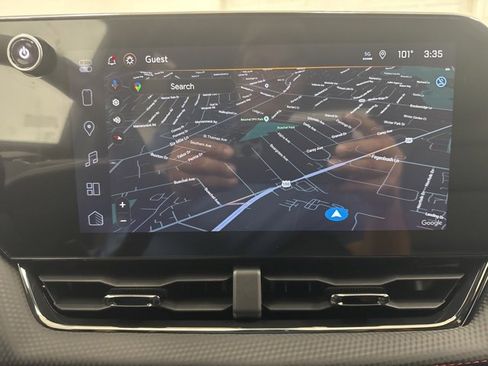 New 2026 Chevrolet Equinox RS w/ Convenience Package III image 18