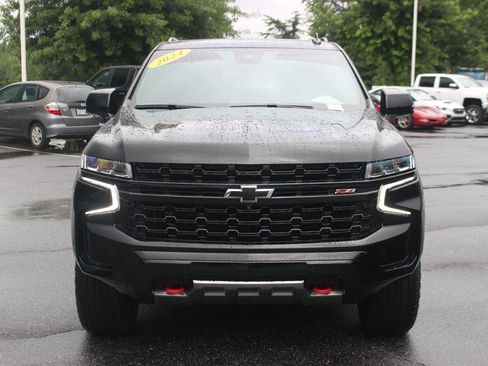 Used 2024 Chevrolet Tahoe Z71 w/ Luxury Package AWD/4WD image 2