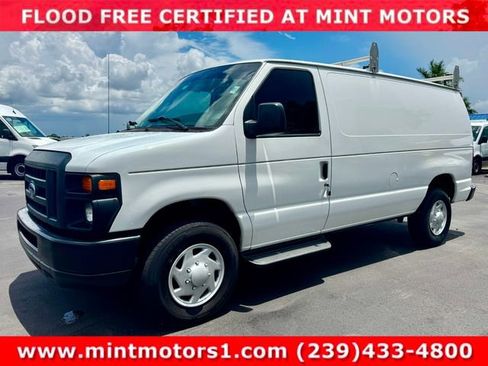 Used 2014 Ford E-350 and Econoline 350 Super Duty RWD image 4