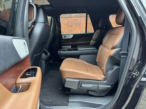 Used 2023 Lincoln Navigator L Reserve image 23