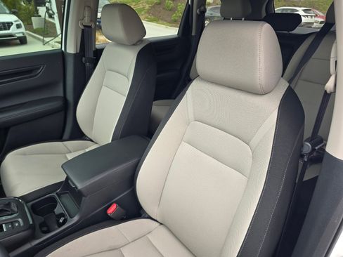 Used 2025 Honda CR-V EX image 12