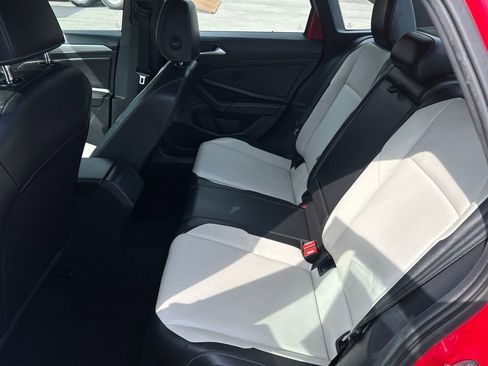 Used 2019 Volkswagen Jetta R-Line image 13