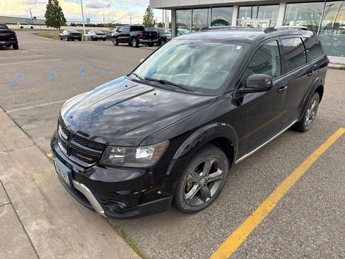 Used 2016 Dodge Journey Crossroad w/ Popular Equipment Group AWD/4WD image 8