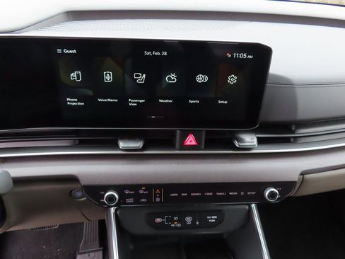New 2026 Kia Carnival EX FWD image 5