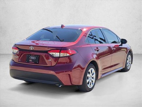 Used 2024 Toyota Corolla LE image 5