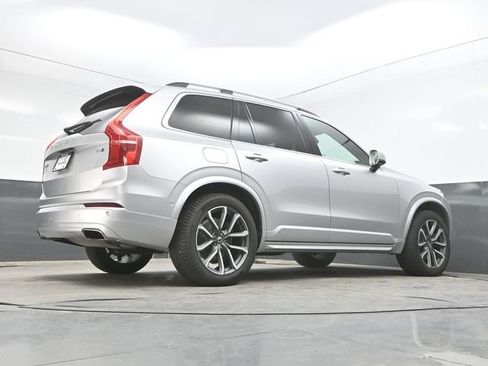 Used 2018 Volvo XC90 T6 Momentum w/ Convenience Package AWD/4WD image 48