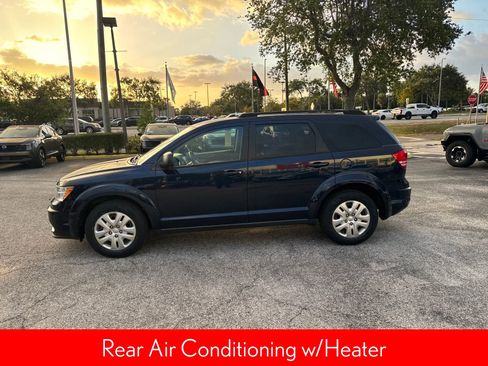 Used 2020 Dodge Journey SE w/ SE Popular Equipment Group image 10