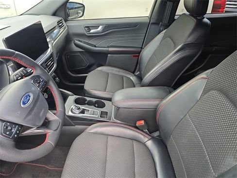 Used 2023 Ford Escape ST-Line Select w/ Tech Pack #2 image 18