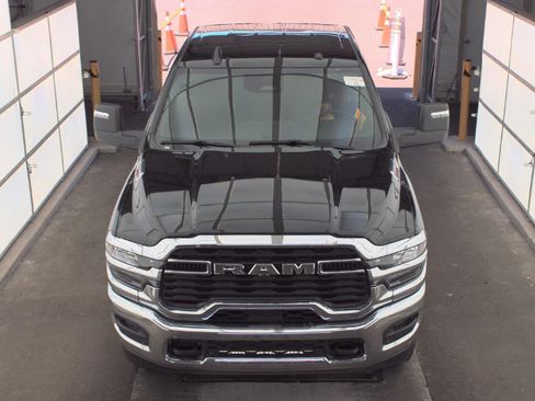 Used 2026 RAM 2500 Big Horn AWD/4WD image 2