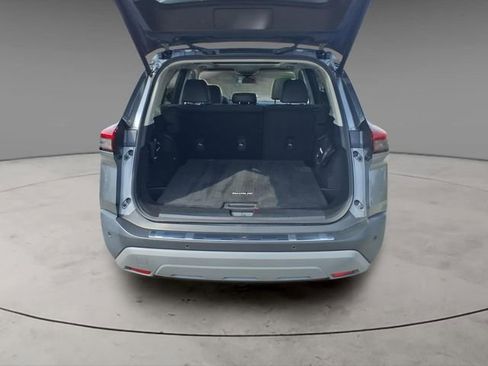 Used 2023 Nissan Rogue SV w/ SV Premium B Package image 8