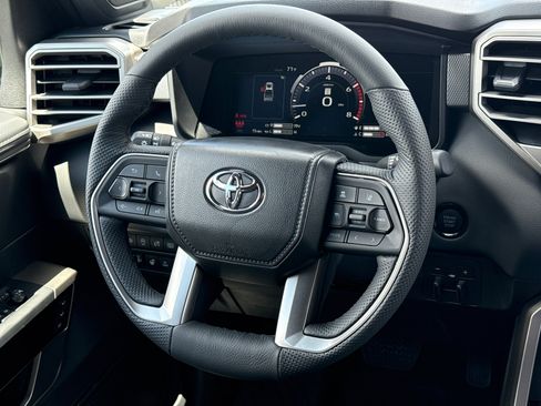 New 2026 Toyota Tundra Limited AWD/4WD image 21