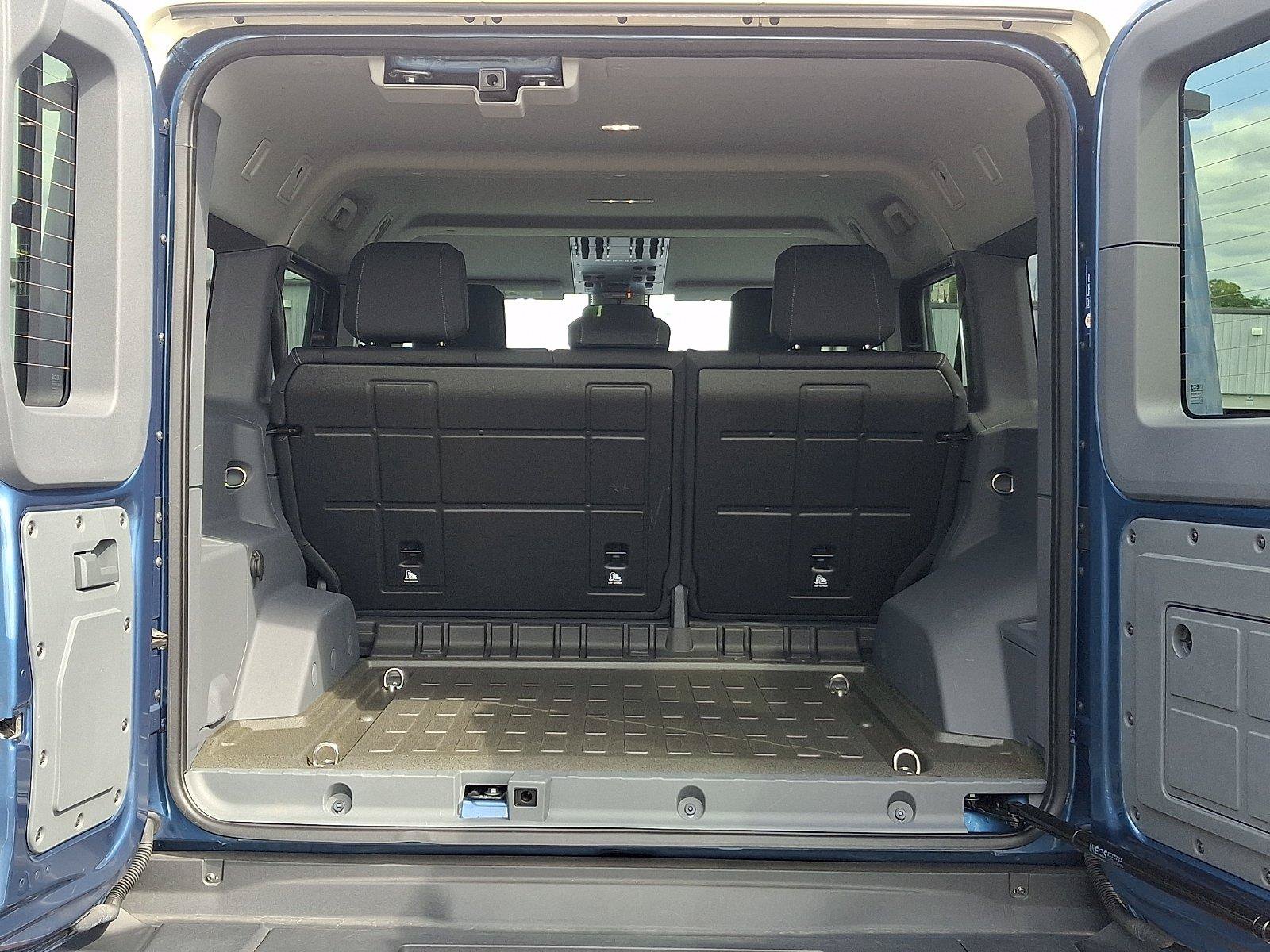 Used 2024 INEOS Grenadier Station Wagon AWD/4WD image 32