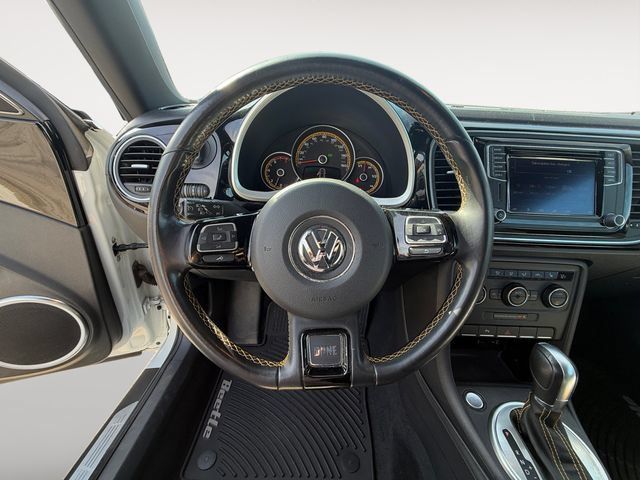 Used 2016 Volkswagen Beetle 1.8T Dune FWD image 12