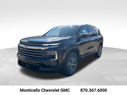 New 2026 Chevrolet Traverse LT w/ LPO, Floor Liner Package FWD image 7