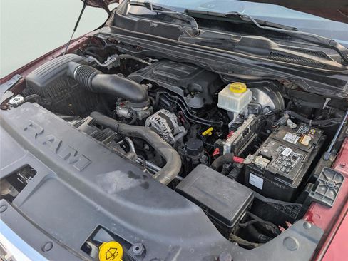 Used 2020 RAM 1500 Laramie image 32