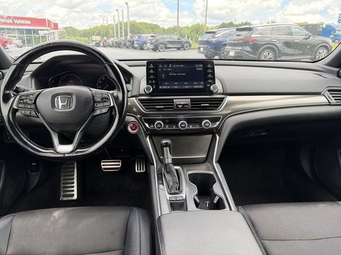 Used 2020 Honda Accord Sport image 2