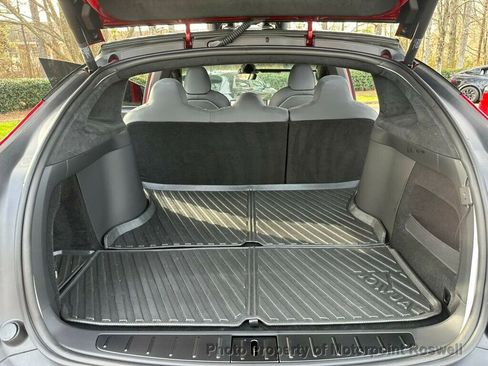 Used 2025 Tesla Model X image 29