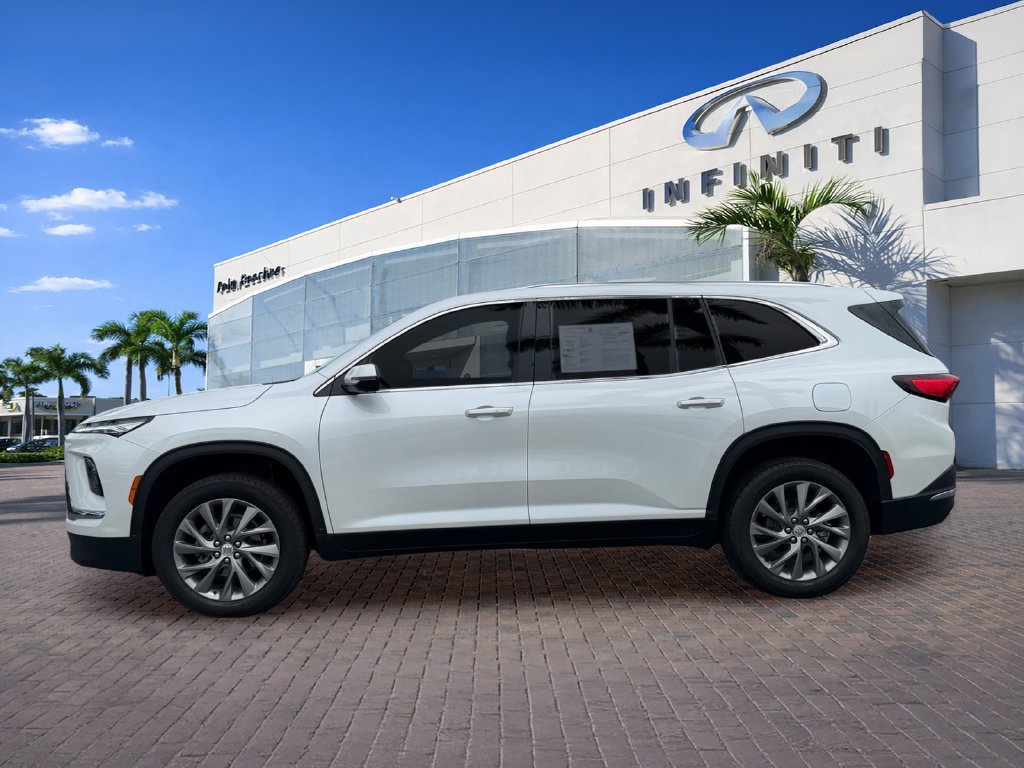 Used 2025 Buick Enclave Preferred w/ Power Package FWD image 4