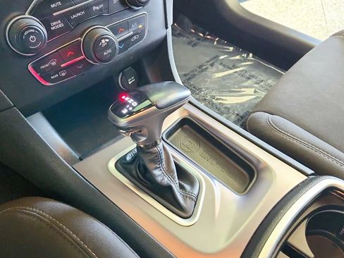 Used 2021 Dodge Charger Scat Pack w/ Dynamics Package RWD image 19
