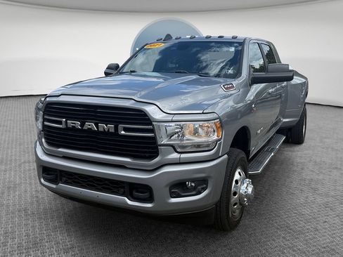 Used 2021 RAM 3500 Big Horn w/ Level B Equipment Group AWD/4WD image 6