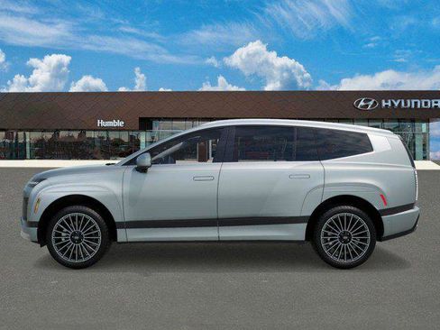 New 2026 Hyundai Ioniq 9 Calligraphy image 3